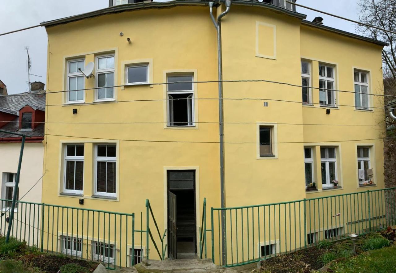 Margo Apartman كارلوفي فاري المظهر الخارجي الصورة